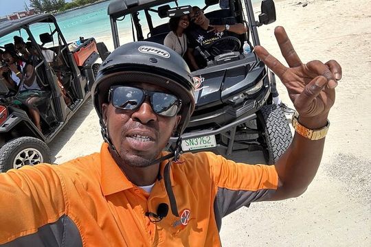 Nassau Adventure: Jeep Rental with Bluetooth Speaker