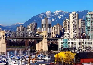 Vancouver Tour: Stanley Park, Granville Island & Capilano Bridge