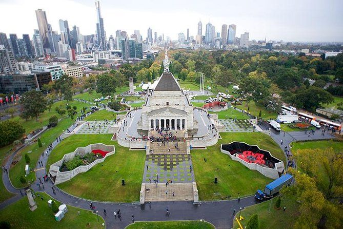 Shrine of Remembrance Cultural Guided Tour in Melbourne