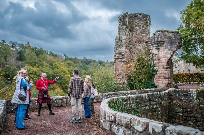 Rosslyn Chapel and Hadrian's Wall Small Group Tour from Edinburgh