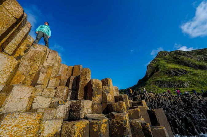 Dublin to Belfast Black Cab: Dunluce Castle and Giant's Causeway