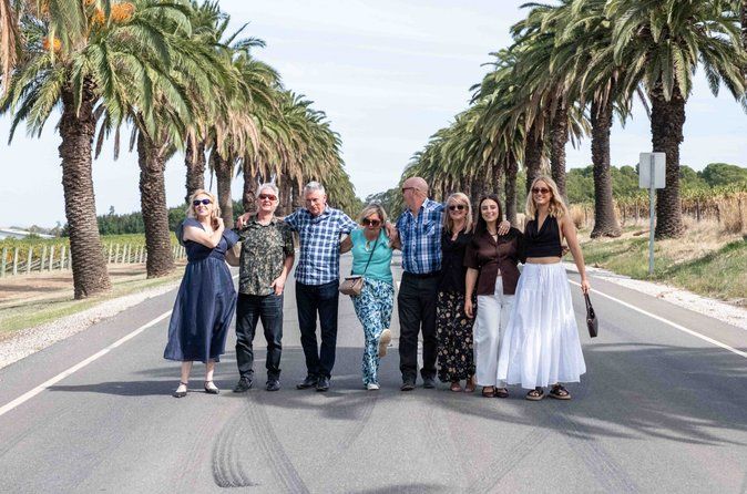 Premium Barossa Small Group Tour: Wine tasting, Lunch & Chocolate