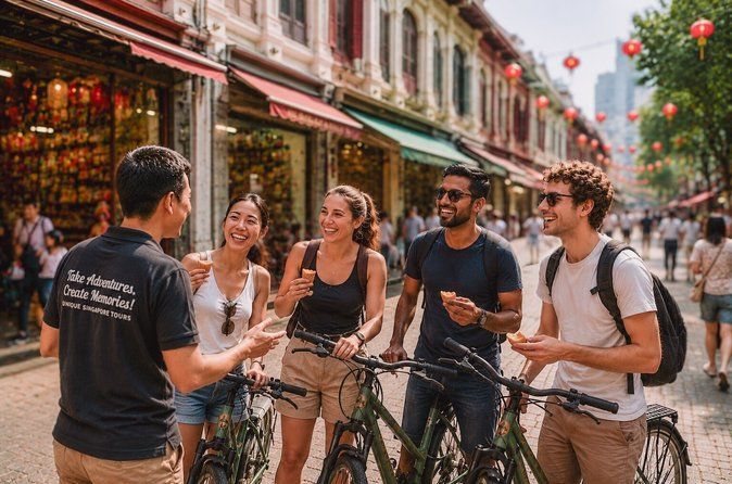 Singapore Bike and Bites: Small Group Food Tour on Bicycle