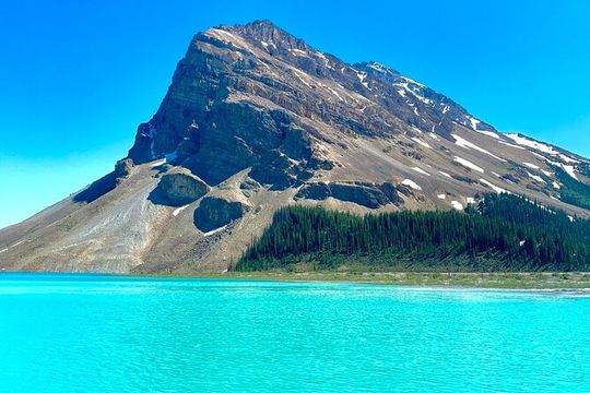 Lake Louise, Moraine Lake and the Icefields Parkway Full-Day Tour