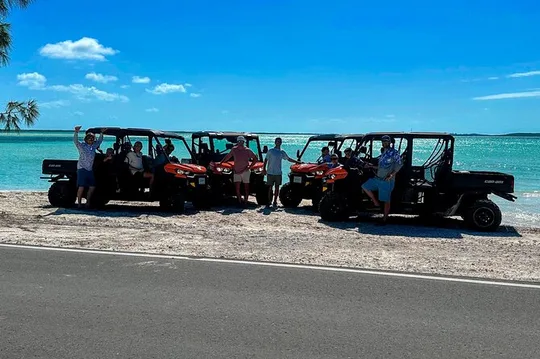 Nassau Jeep tour with Full Bahamian Lunch and Drink
