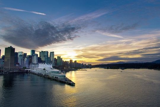 Vancouver Evening Tour: Stanley Park & English Bay Photostops