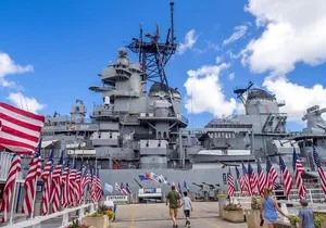 Pearl Harbor USS Arizona Memorial & Battleship Missouri