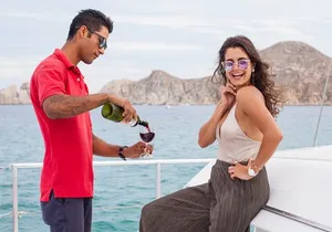 Sunset Cruise in Los Cabos with Jazz and Wine