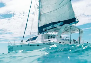 Full-Day Luxurious Catamaran Adventure - Cancún to Isla Mujeres