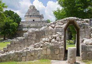 Chichen Itza, Cenote, and Valladolid Tour