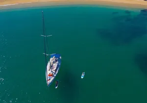 Private Luxury Sailing Cruise in Los Cabos with Lunch and Open Bar