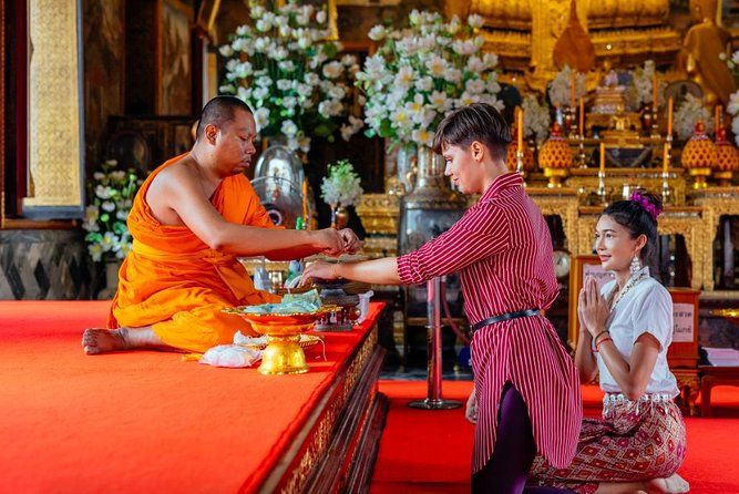 Treasures of Bangkok: Buddhism & Monks Private Tour