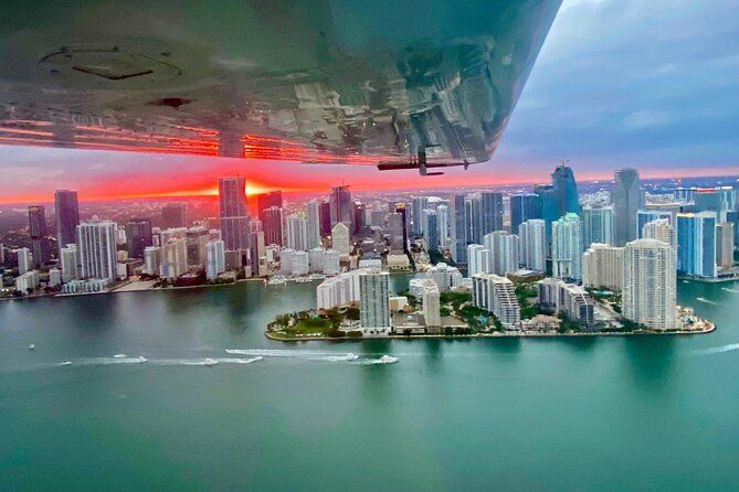 Miami Beach: Luxury Private 50-min Airplane Tour