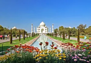 Private: Taj Mahal, Agra Fort & Mehtab Bagh Tour By Car From Delhi-All Inclusive