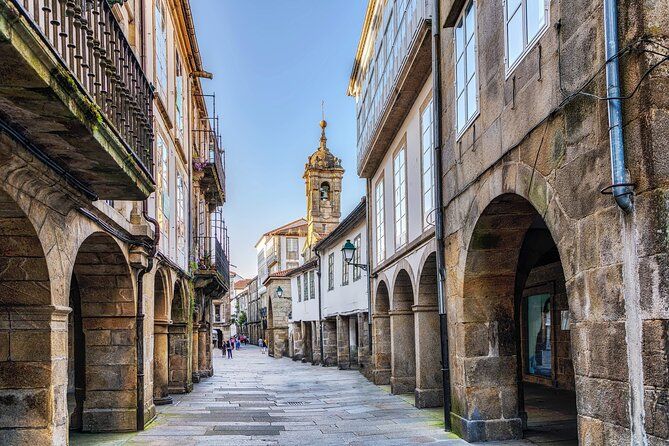 Porto: Santiago de Compostela and Valença do Minho Day Trip