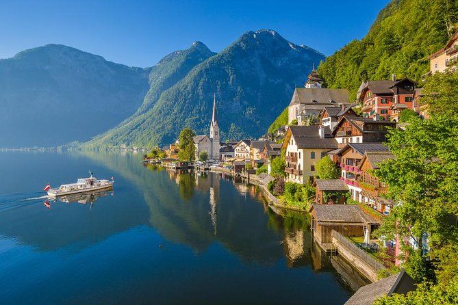 Private tour of Melk, Hallstatt and Salzburg from Vienna