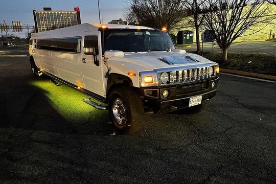 Stretch Limo Private Day & Night Custom Tours of Washington DC