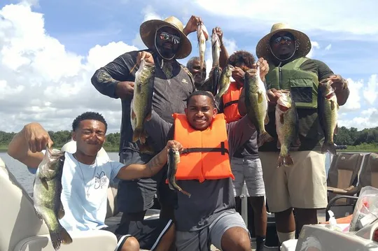 Private Lake Toho Pontoon Fishing Charter Near Orlando