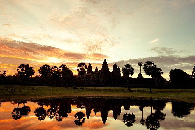 1day Private tour, Angkor sunrise,all main temples, Banteay srei
