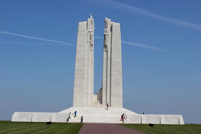 Private Round Trip Transfer to Vimy Ridge from Arras