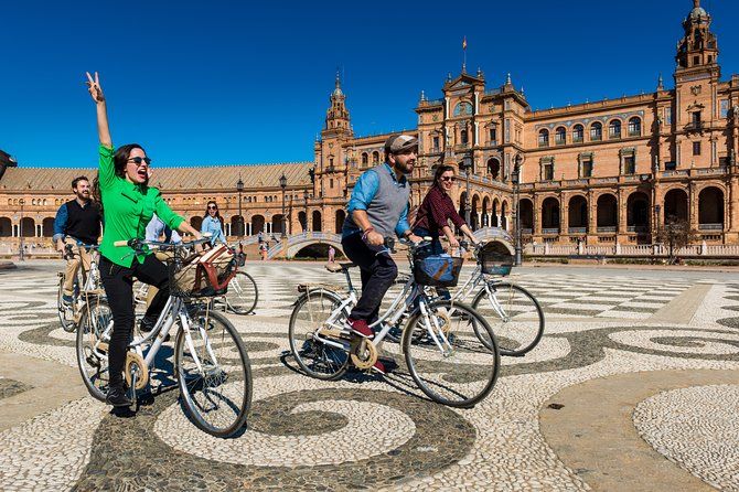 Seville Highlights Bike Tour at 9am and 10am (English)