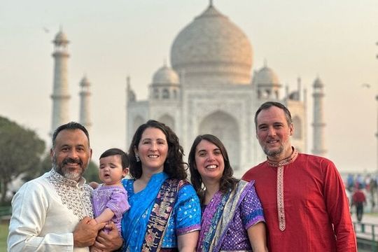 Taj Mahal & Agra Fort Day Tour From Delhi - All Inclusive & Lunch