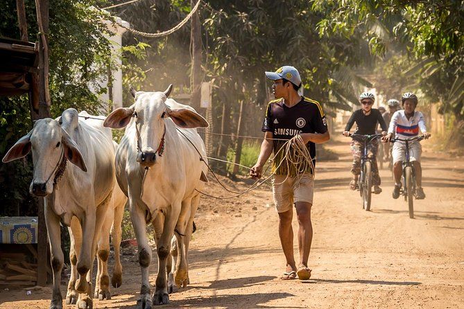 Phnom Penh: Cycling Adventure on Islands of the Mekong