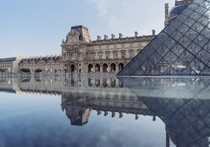 Louvre Museum Masterpieces Guided Tour with Reserved Access
