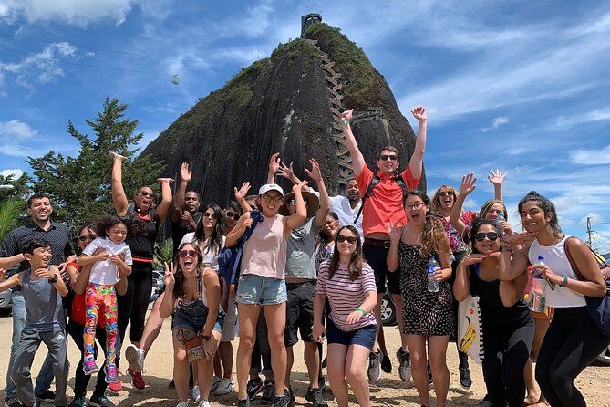 Tour a Guatapé y El Peñol desde Medellín