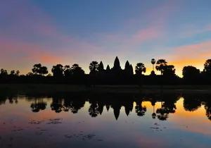 Angkor Wat Highlights and Sunrise Guided Tour from Siem Reap