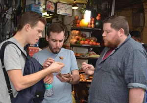 Half-Day Food Tour with Cycle Rickshaw ride to Masterji Kee Haveli