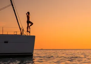 Luxury Diamond Head Sunset Sail