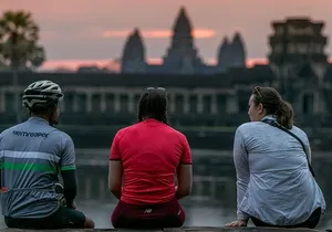 Angkor Sunrise Bike Tour / E-Bike Available