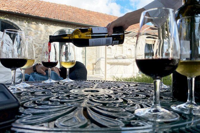 Wine Tasting with Tapas Walking Tour in Porto