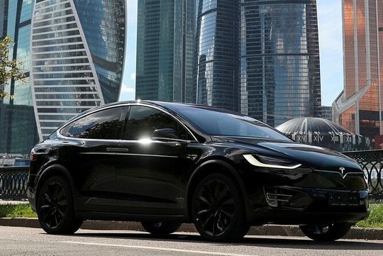 Arrival Private Transfer from Las Vegas Airport to Las Vegas by electric vehicle