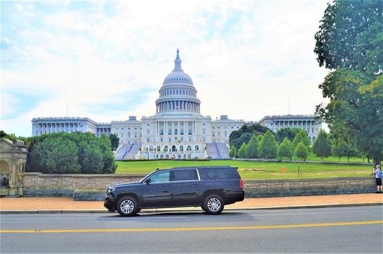 Ultimate Private City Tour of Washington DC - Up to 5 Guests