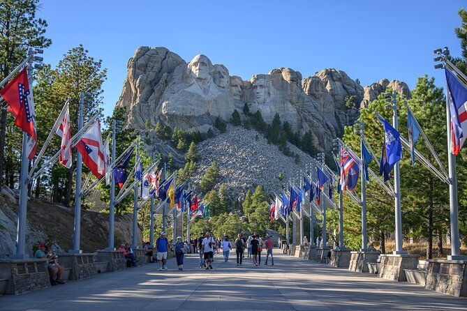 Bus Tour of Mount Rushmore and the Black Hills