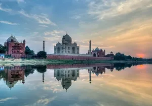 Taj Mahal Sunrise Tour