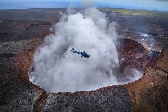 Maui to Big Island : Big Island Volcano Helicopter Tour & Ground Tour