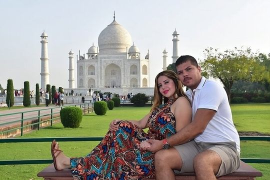 Taj Mahal Day Tour from Delhi by Superfast Train - TOP RATED TOUR