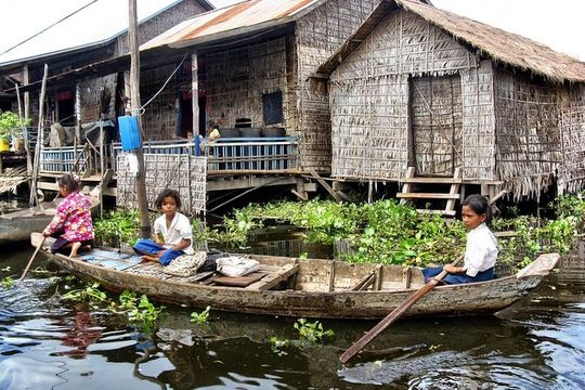 Sunset tour of Kampong Phluk stilts home village on the Tonle Sap