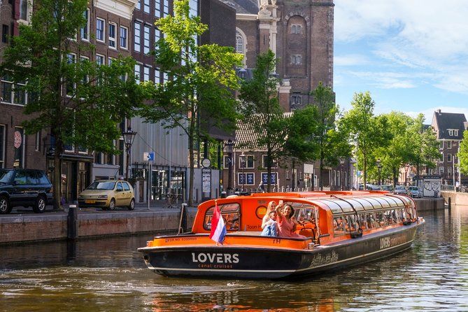 Amsterdam City Center Canal Cruise with Audio Guide
