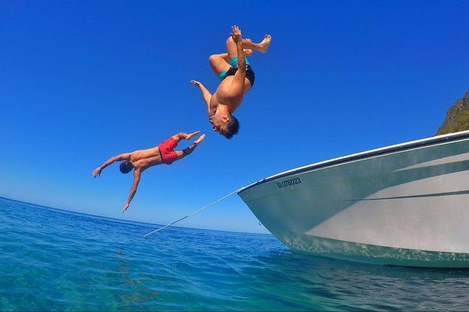 Private Custom Coastal Cruise St. Lucia Half Day