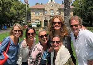 #1 Sonoma Walking Food, Wine Tasting & History Tour (Private)