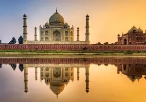 All Inclusive Day Trip to Taj Mahal, Agra Fort from Delhi by Car