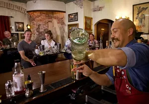 Cocktail Class in Congress Street Up