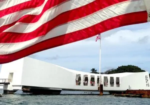 Pearl Harbor Tour Arizona Memorial and USS Bowfin