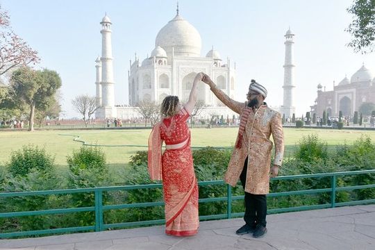 Delhi : Sunrise Taj Mahal, Agra Fort & Baby Taj with 5 star Lunch