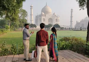 Taj Mahal, Agra Fort & Baby Taj Tour from Delhi - All Inclusive