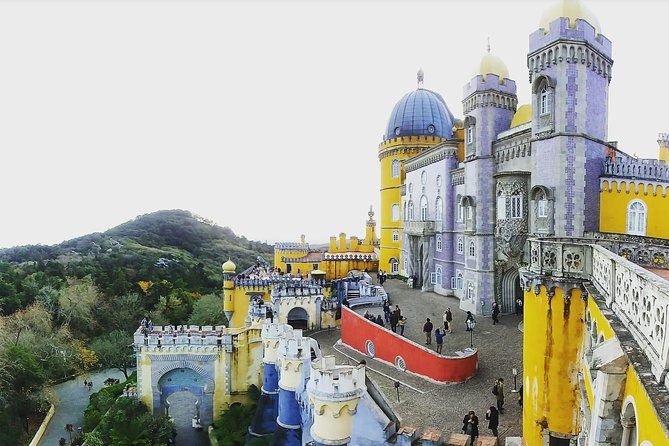 Discover and Feel Sintra's Wonderland - Small Group Tour